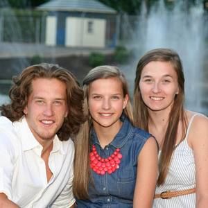 Meet your Posher, Sandy